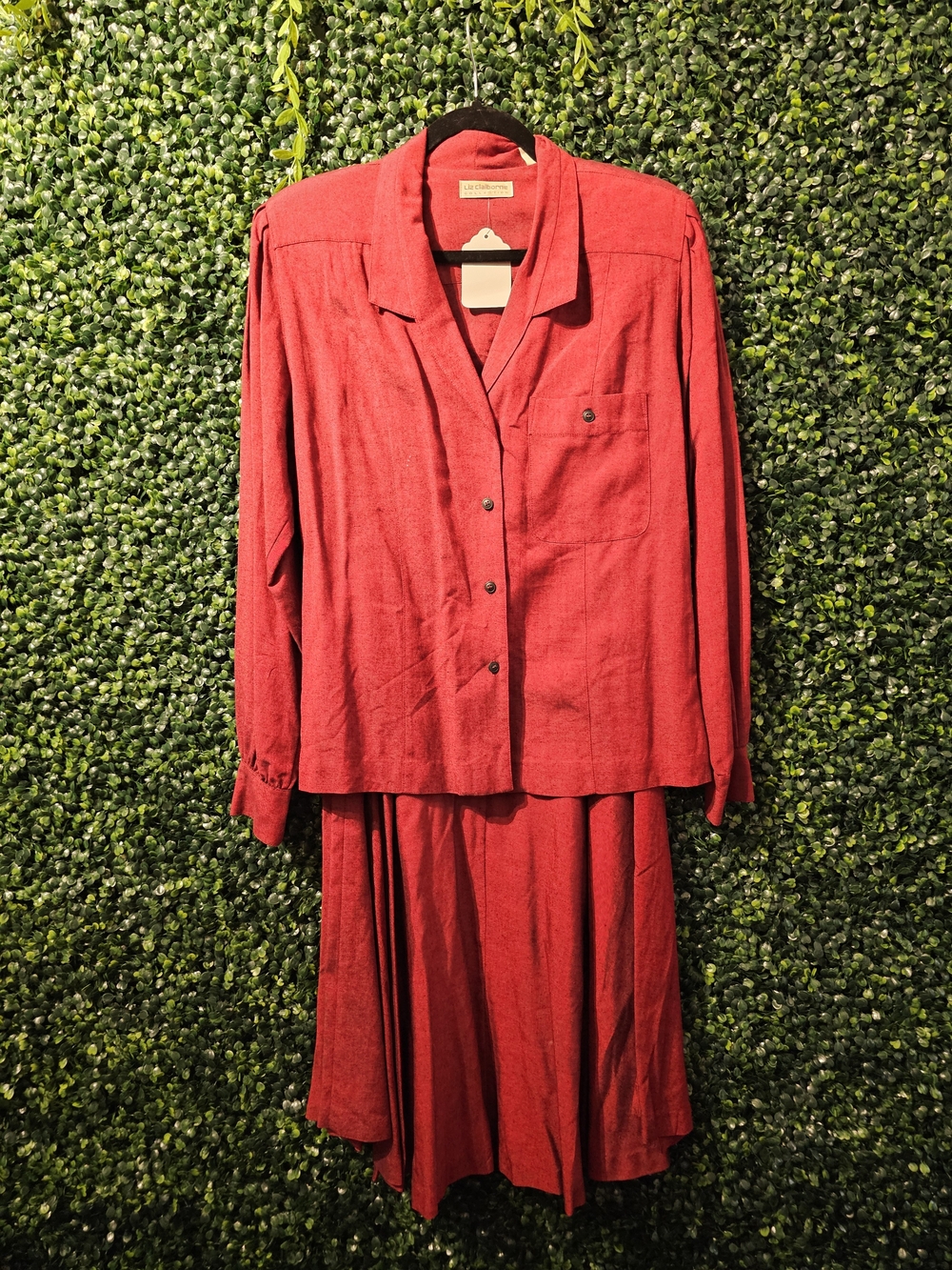 Liz Claiborne Collection Red Two-Piece Women's Skirt Set